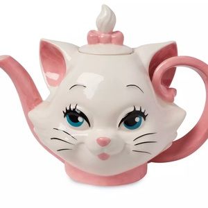 Marie Figural Teapot with Lid by Ann Shen – The Aristocats